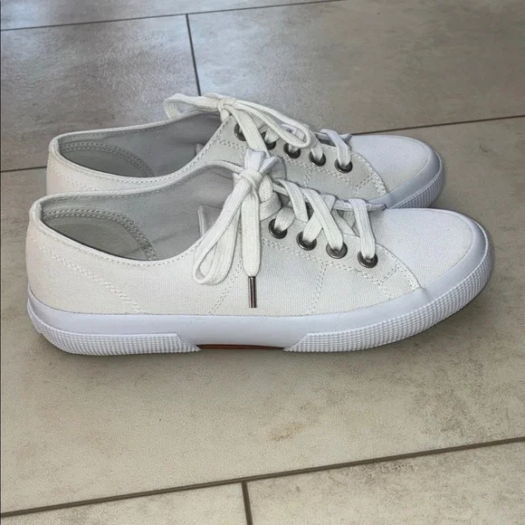 Ralph Lauren Classic White Sneakers Pristine Used Condition Size 7.5B - Picture 4 of 8